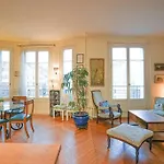 17Th Arrondissement Retreat